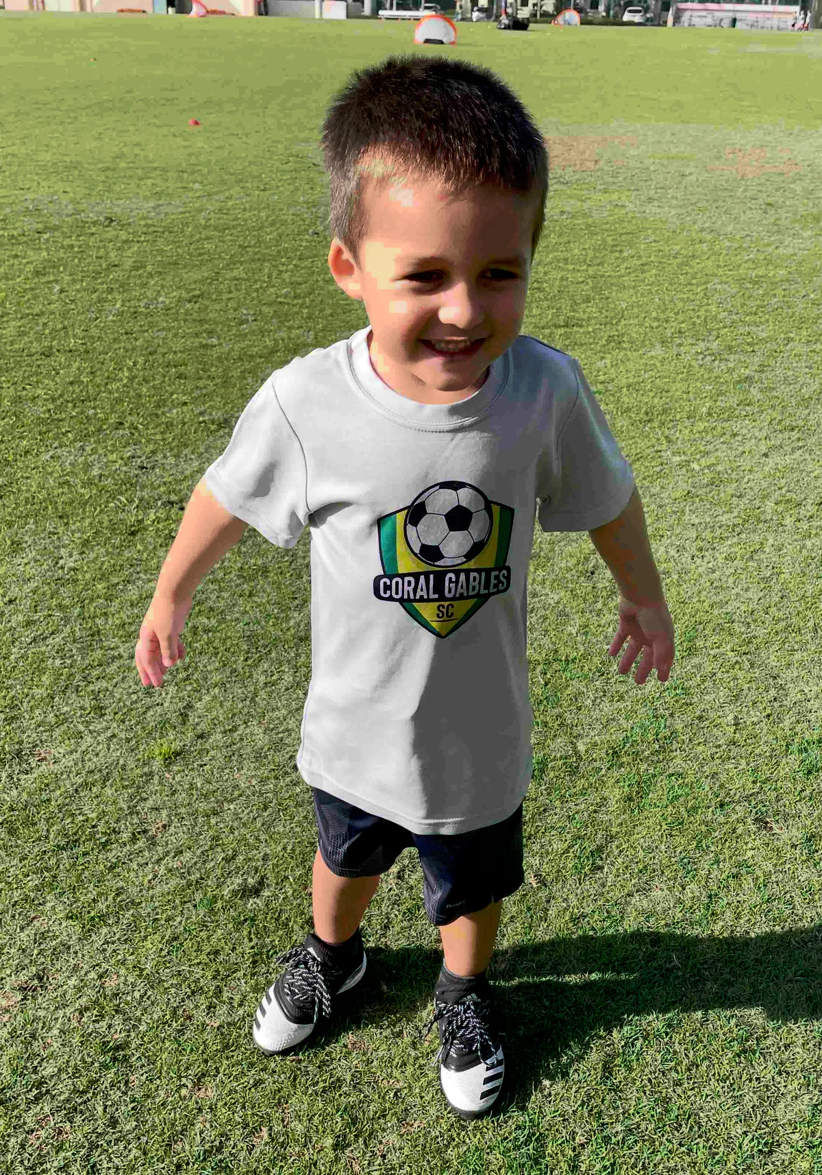 Fran Jr con la camiseta de Coral Gables SC
