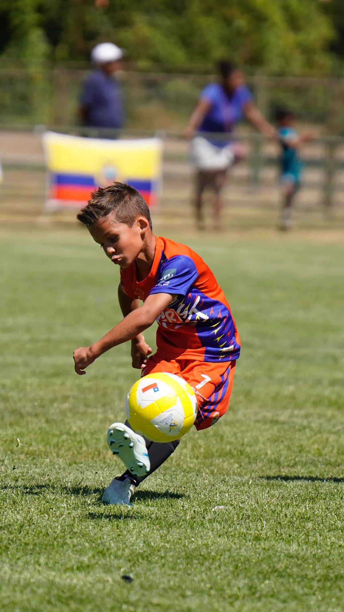 Fran Jr con la camiseta de Union Espanola Sub 8 - Escuela Plaza Norte